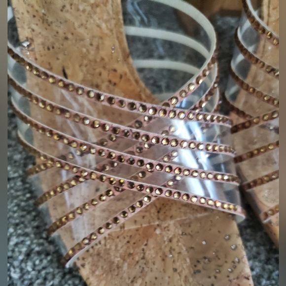 Jlo Natural Clear Block Heel Sandals- Size 9 1/2 (fit like a Size 9) - Picture 5 of 8